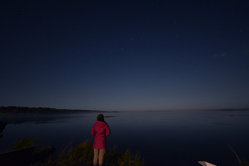 仕方ないのでセルフタイマーで自撮り記念写真を撮っていました