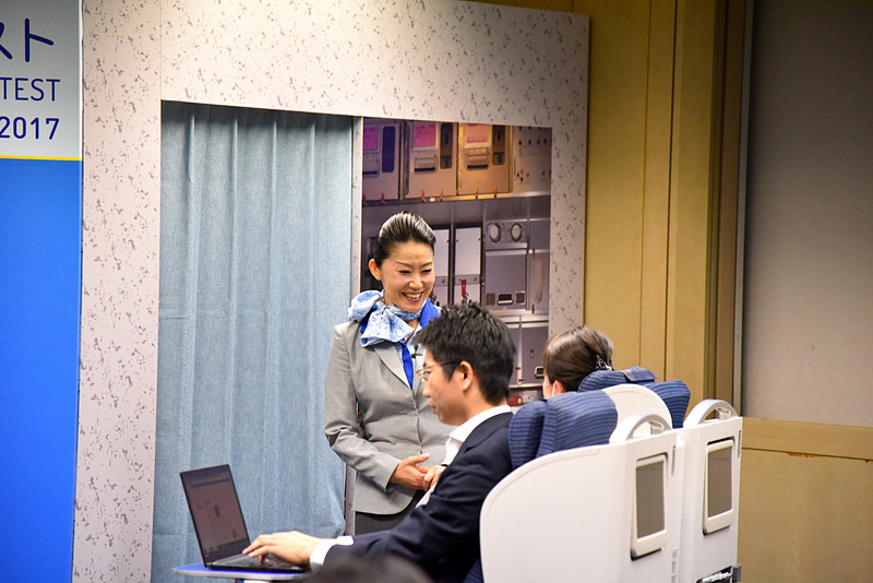 妊娠中の乗客に対しては出産後に搭乗するときの安心要素も伝授していた