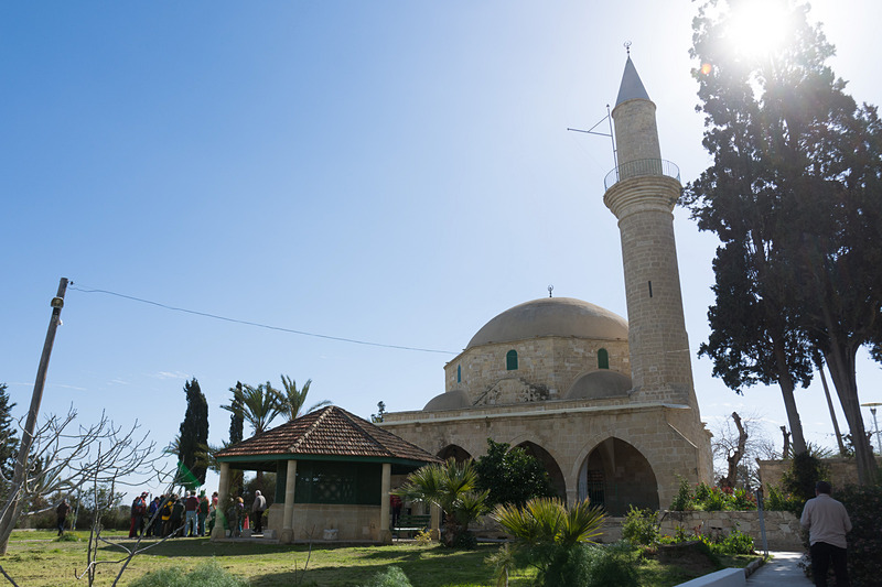 ムハンマドの養母と言われているウム・ハラムが眠るハラ・スルタン・テケ