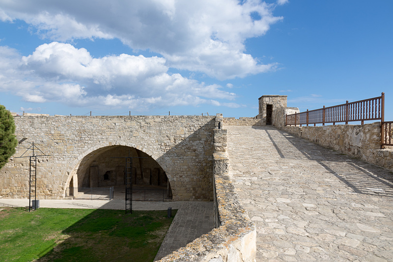 現在は博物館として公開されており2.5ユーロ（約340円）で入場できる。14世紀から20世紀までさまざまな歴史に触れられるほか、要塞跡地からの眺めも最高だ