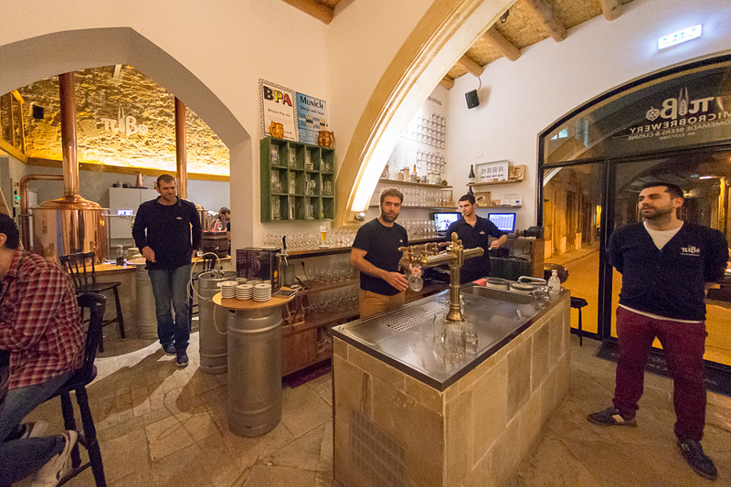 ピボ・マイクロブリュワリー（πίβο microbrewery）