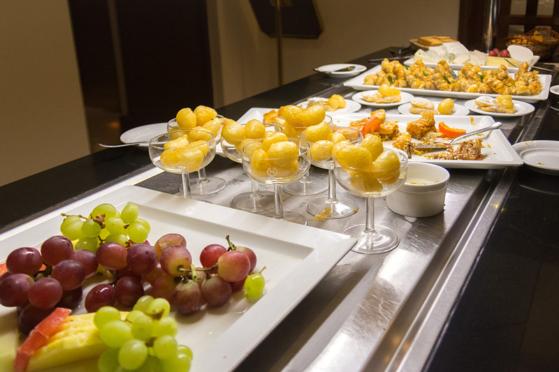 「パラディウム」はビュッフェスタイルのレストラン