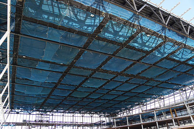 建設中の「FLIGHT OF DREAMS」