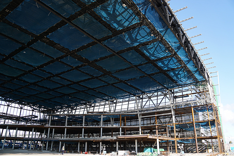 建設中の「FLIGHT OF DREAMS」