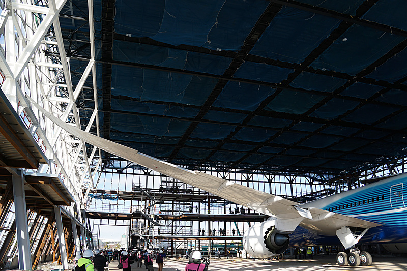 建物と両翼のクリアランスは70cmという