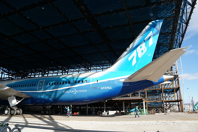 建物と両翼のクリアランスは70cmという