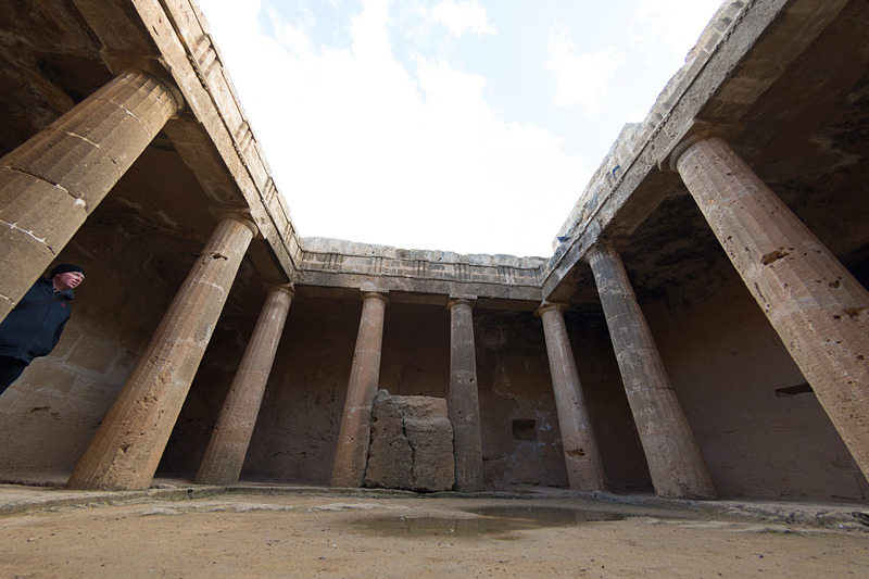 まるで神殿のようなTomb 3のアトリウム