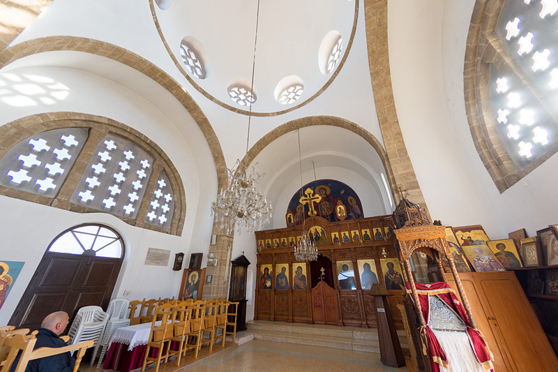 パフォスの北方、キプロスの西海岸に建つ聖ジョージ教会（Agios Georgios Chapel）