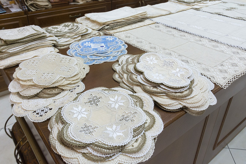 さまざまなレフカラレース