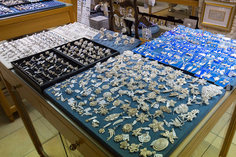 レフカラ村は銀細工も盛ん