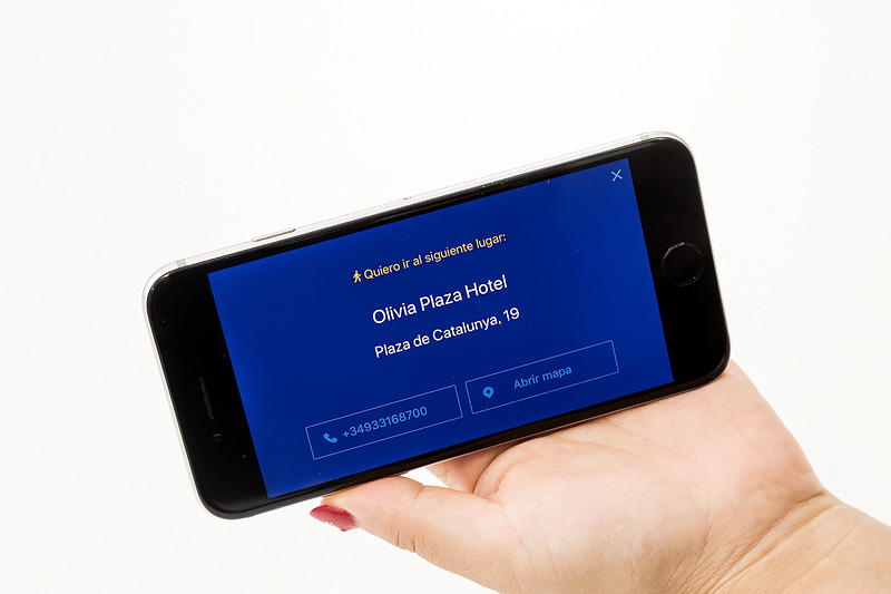 予約が完了すると、「予約」部分のホテル情報表示で現地の言語変換も可能となる