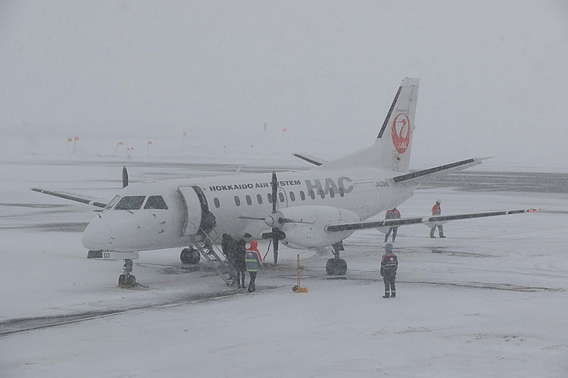 この日の丘珠空港は昼から雪が降り始め少し荒れた天候となっていたが、札幌丘珠空港ビル内は数多くのイベントが開催され大いに賑わっていた