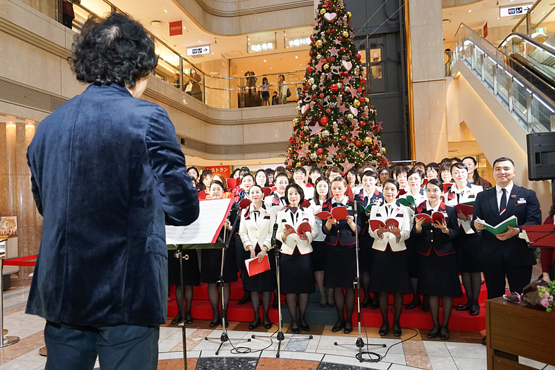 JAL合唱団「FREUDE（フロイデ）」の合唱と演奏