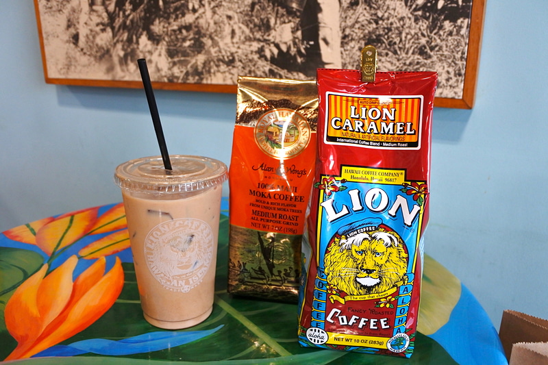 「Alan Wong's 100% MAUI MOKA COFFEE」と「LION COFFEE 10oz . Regular （LION CARAMEL）」、「Mocha Latte」を購入