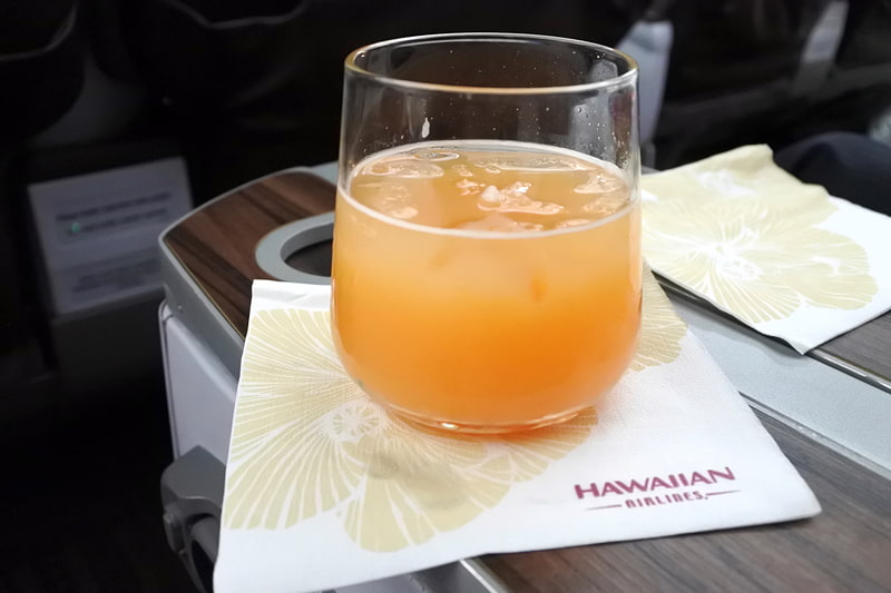 ウェルカムドリンクはハワイアンジュースをオーダー
