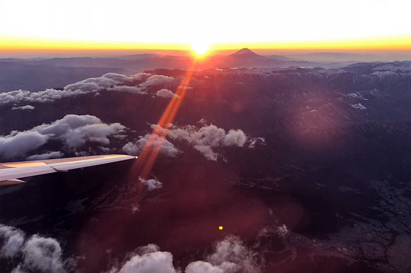 急速に空が明るくなる