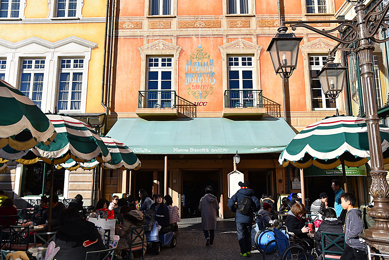 「マンマ・ビスコッティーズ・ベーカリー」にて購入ができる