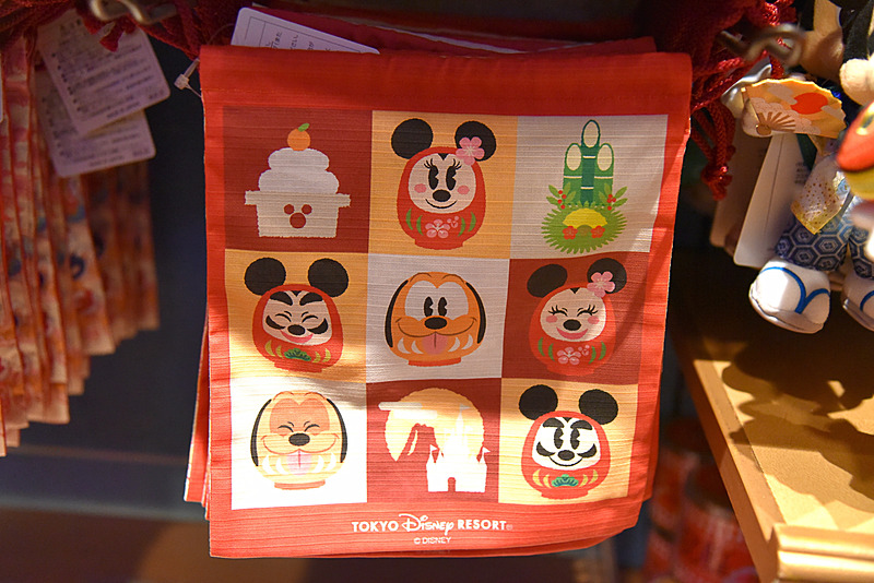 裏面にはダルマシェイプのミッキーマウスたちが描かれている