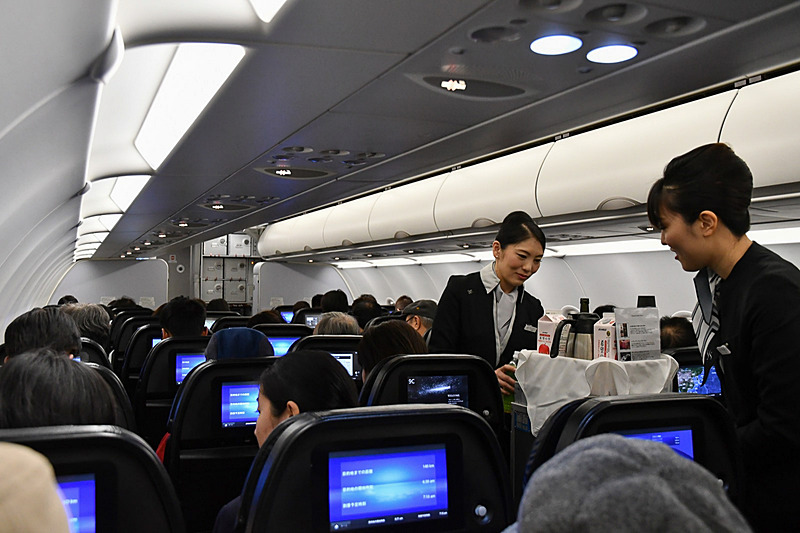 ドリンクサービスが始まる