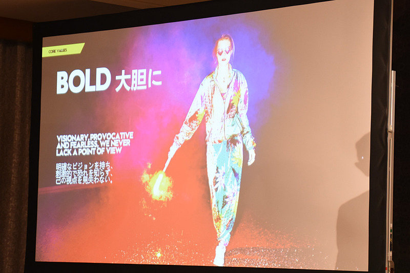 ブランドコンセプトを示すスライド