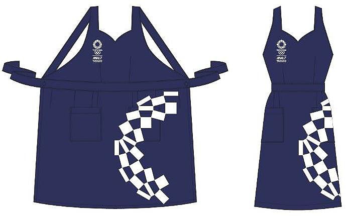 HELLO 2020 JETでは、シートに特別にデザインされたヘッドレストカバーを使用、CA（客室乗務員）は特別デザインのエプロンを着用して乗務する