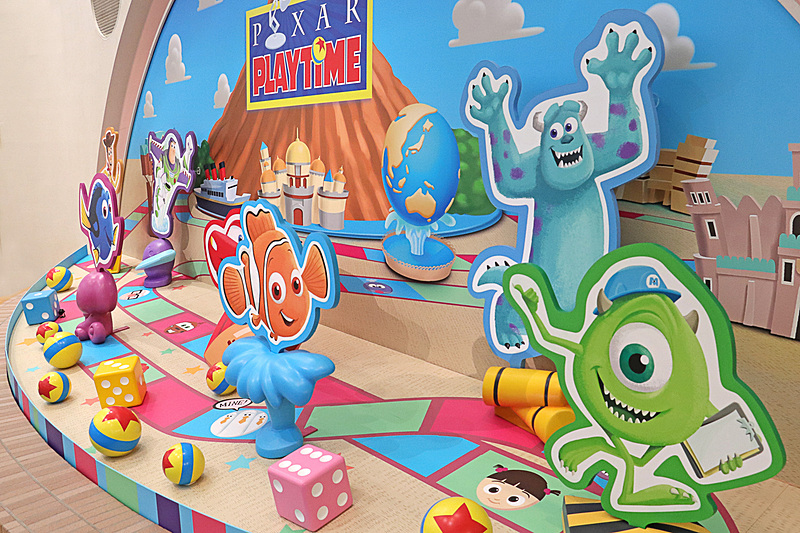 立体的なボードゲームで、いろいろな角度から撮っても楽しい