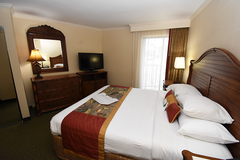 ダイヤモンドヘッドを望むスイートルーム