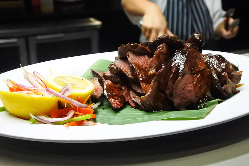 中はジューシー、外はカリッと仕上げたカンガルー料理「Aniseed Myrtle Kangaroo」