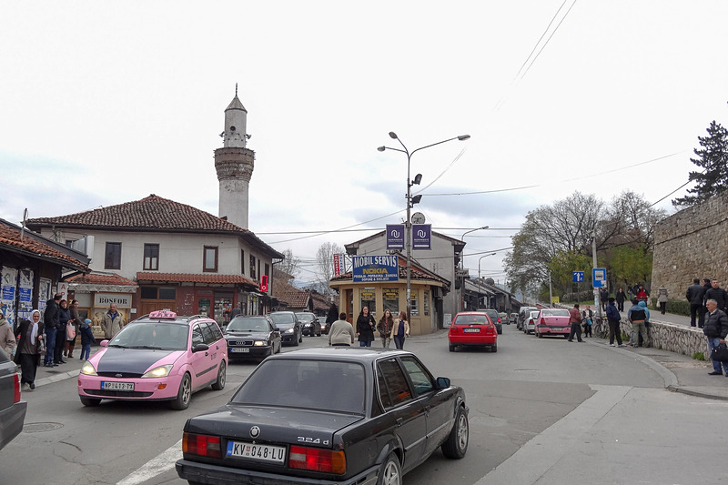東方の空気が流れ込んだかのようなノヴィ・パザールの街