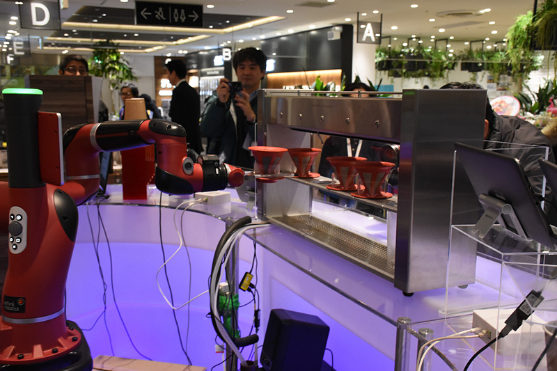 ドリッパーは毎回流水で洗浄する