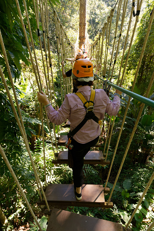 終盤、さらに不安定な橋が待ち受ける