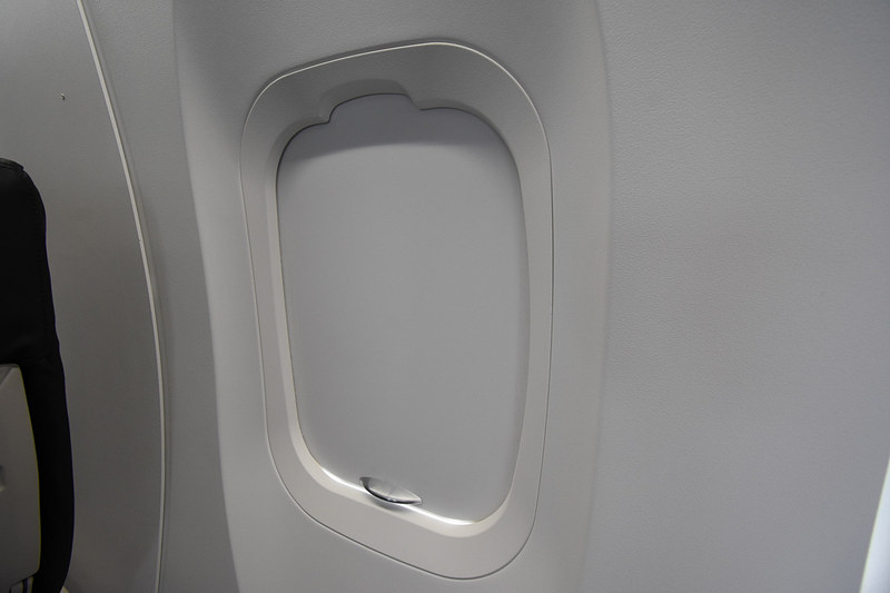 日よけの取っ手が金属製