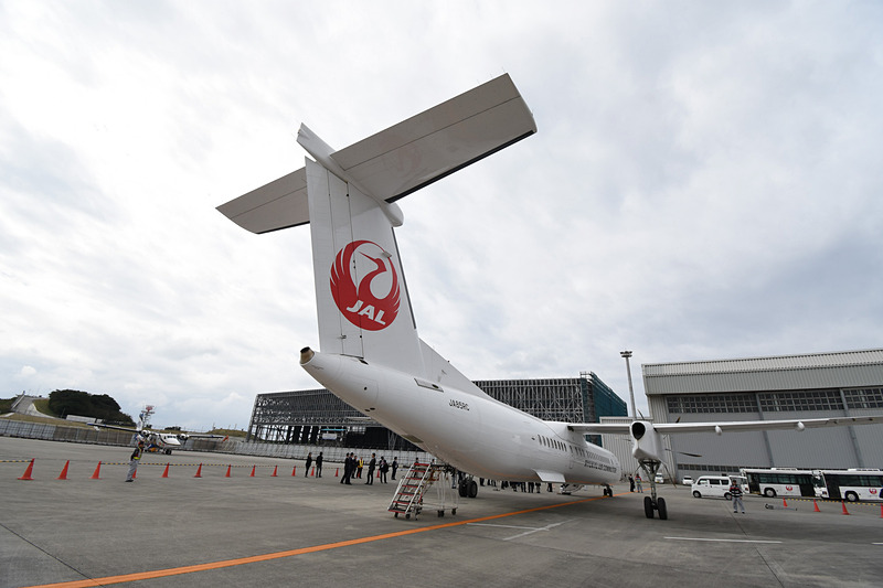 Q400CC型機をいろいろな角度から