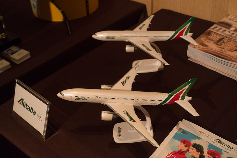 アリタリア-イタリア航空の模型やアレッシィなどが飾られていた