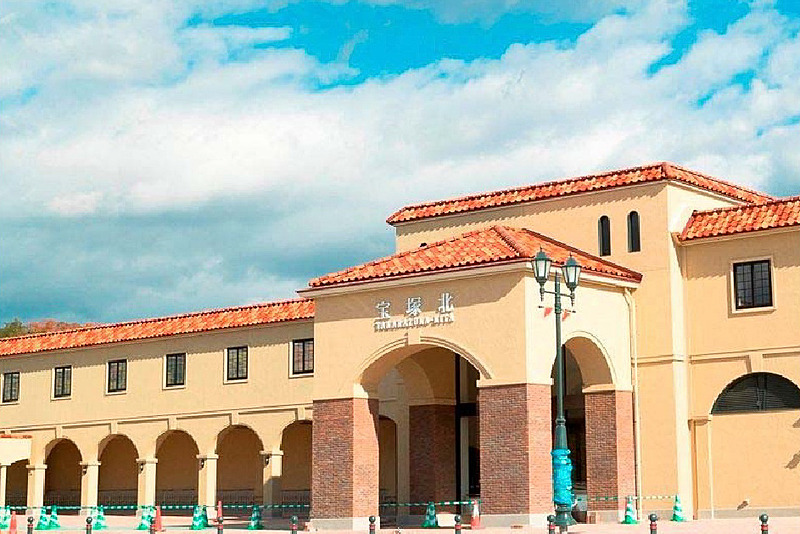 3月18日に開通する新名神（川西IC～神戸JCT間）に西日本最大級の宝塚北サービスエリアがオープン