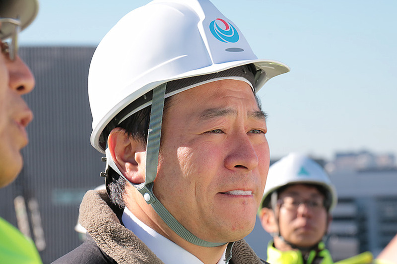 晴海線を視察する、あきもと国土交通副大臣