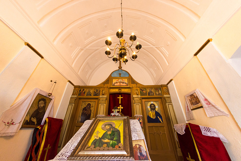 要塞跡の敷地内にいくつかの中世の正教会が残る