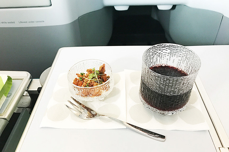 アミューズブッシュと赤ワイン