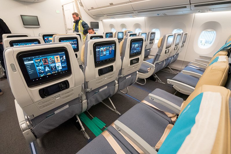 3-3-3の9アブレストのエコノミークラス
