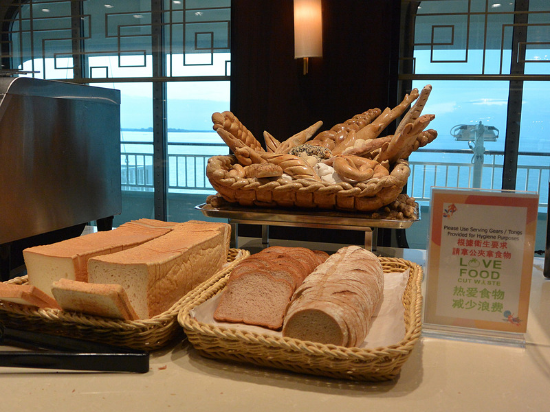 朝のビュッフェメニュー