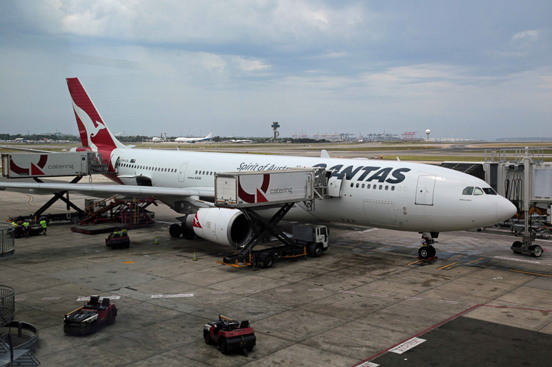 搭乗機はA330-200型機、パーソナルネーム「Whitsundays」。クイーンズランド州にあるウィットサンデー諸島の名