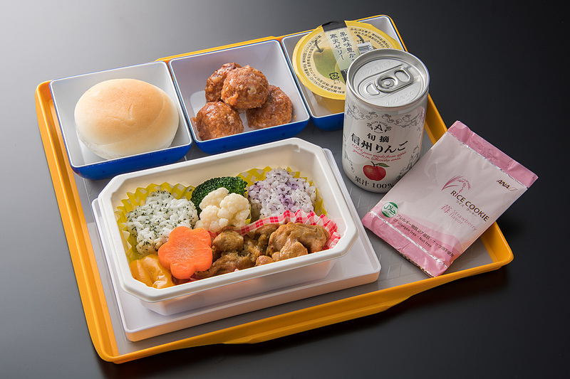 ANAの「7品目アレルゲン対応幼児食」のメニュー例