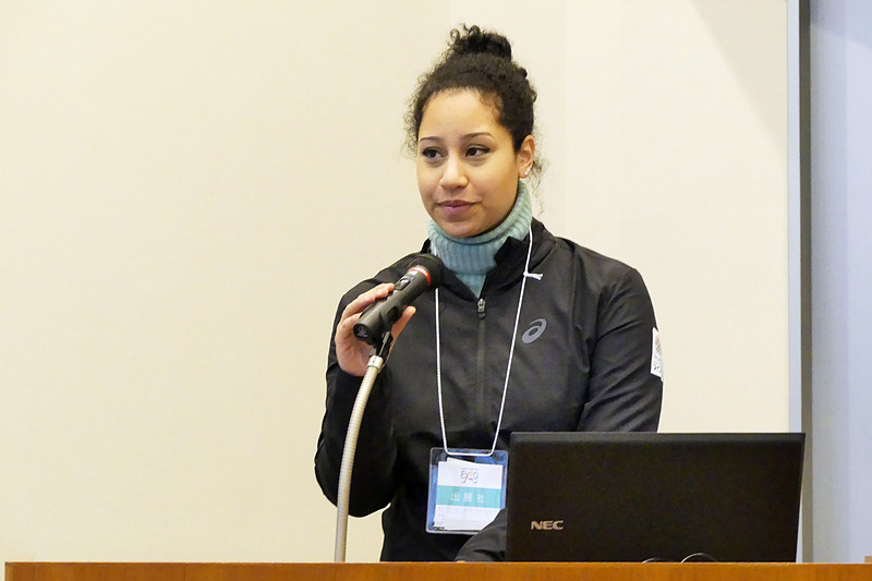 タイ全土で行なわれるマラソンやトライアスロンなどさまざまなスポーツやスポーツイベントの運営を行なっている「TAB AGENCY」からはエチオピア・エリサ・チャンジョンプラディット氏があいさつ