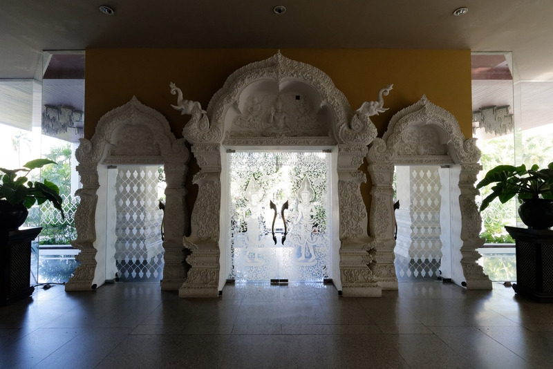 エントランスホールの様子