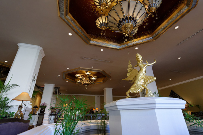 エントランスホールの様子