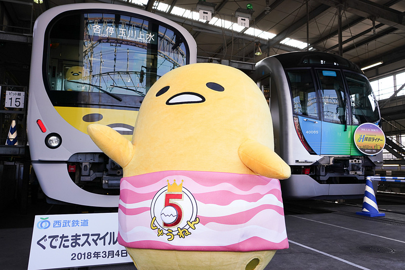 いきなりヤル気を出して、報道陣にグイグイ詰め寄ってきた～