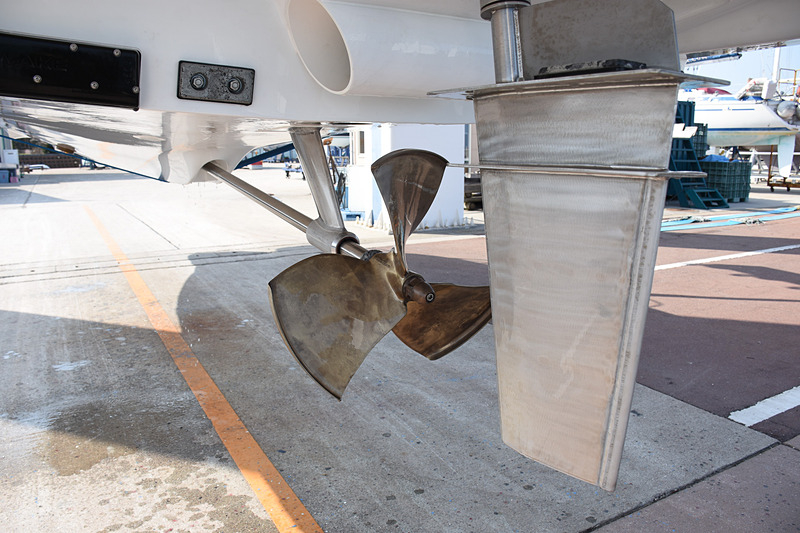 新規形状のプロペラ。フチが折れ曲がっているのが分かる