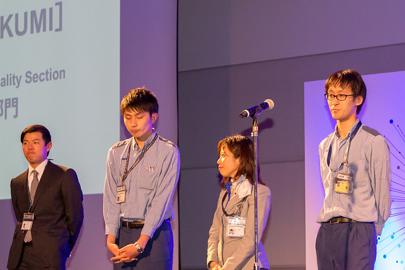 Cargo＋［TAKUMI］国際貨物部門で優勝したANA成田エアポートサービスの上葉氏、ANA Cargoの湯浅氏、川畑氏、菊地氏