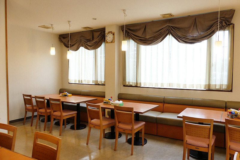 1階のリビングルーム兼食堂