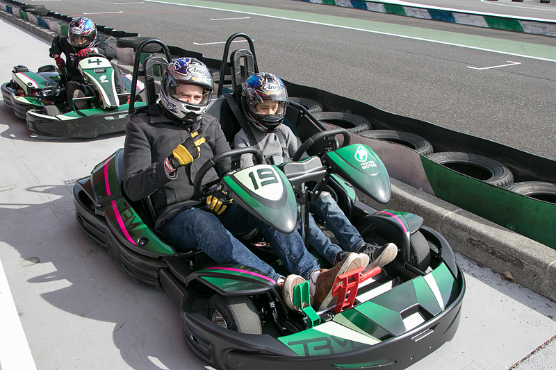 2人乗りカートもあるので親子や恋人でカート走行を楽しめる